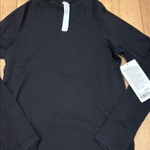 Lululemon Rest Less Pullover in Black